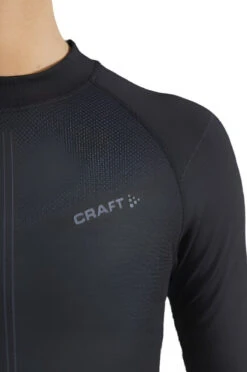 Craft Women's Active Intensity Crewneck Baselayer - Black/Asphalt (1907937-999995) 11 Craft Women's Active Intensity Crewneck Baselayer - Black/Asphalt (1907937-999995) -Saucony Store 1907937 999995 Active Intensity CN LS C3 Preview