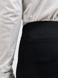 Craft Men's ADV SubZ Warm Tights 2.0 9 Craft Men's ADV SubZ Warm Tights 2.0 -Saucony Store 1911335 999000 ADVSubZTights2M Closeup3