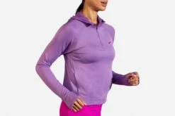 Brooks Women's Notch Thermal Hoodie (221502) 23 Brooks Women's Notch Thermal Hoodie (221502) -Saucony Store 221502 562 MV Notch Thermal Hoodie