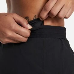 Nike Women's 3" Tempo Luxe Short -Saucony Store CZ9584 010 PHSYM005