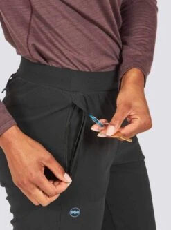 Janji Women's Mercury Track Pants - Midnight (WP03A-F21-MID) 13 Janji Women's Mercury Track Pants - Midnight (WP03A-F21-MID) -Saucony Store JANJI WP03A 06 MIDNIGHT 720x fae50acc 7436 4ed0 823c f44585c919e5