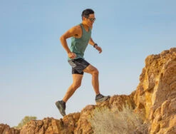 Topo Men's Ultraventure Pro -Saucony Store M044.Forest Orange 07