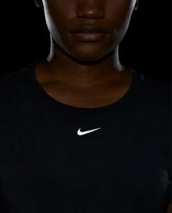 Women's Nike Dri Fit One Luxe Short Sleeve - Black (DD0618-010) -Saucony Store ONELUXE6