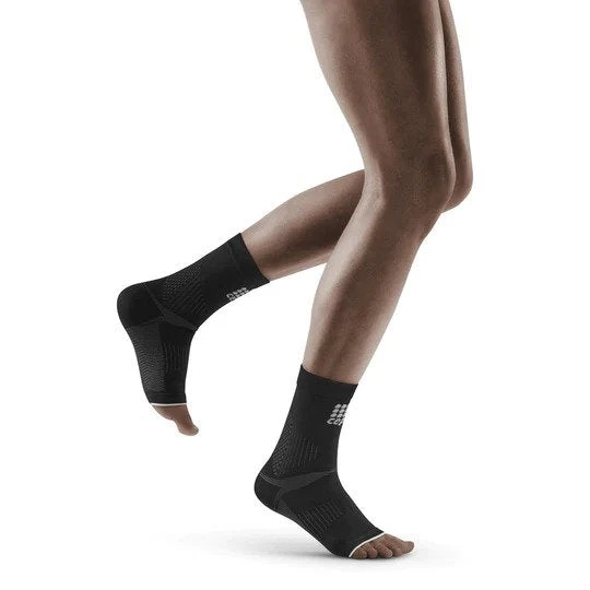 CEP Plantar Fasciitis Sleeve - Black/Gray (WO1DV3) 3 CEP Plantar Fasciitis Sleeve - Black/Gray (WO1DV3) - Image 3