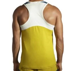 Brooks Men's Atmosphere Singlet -Saucony Store www brooksrunning com 211384 428 mb atmosphere singlet mens sleeveless running top